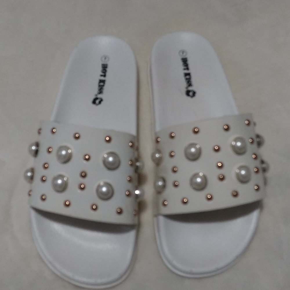 Hot Kiss slides